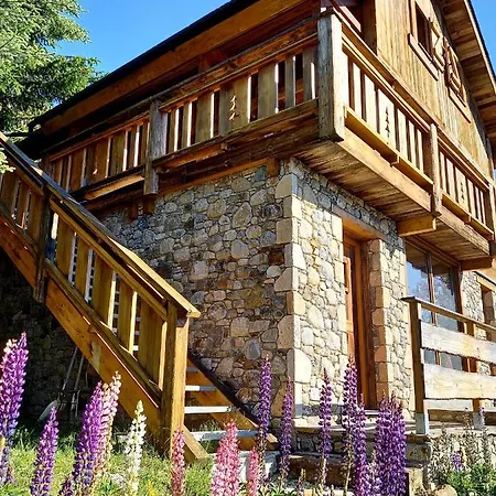 Le Perce-neige Les Angles (Pyrenees-Orientales)